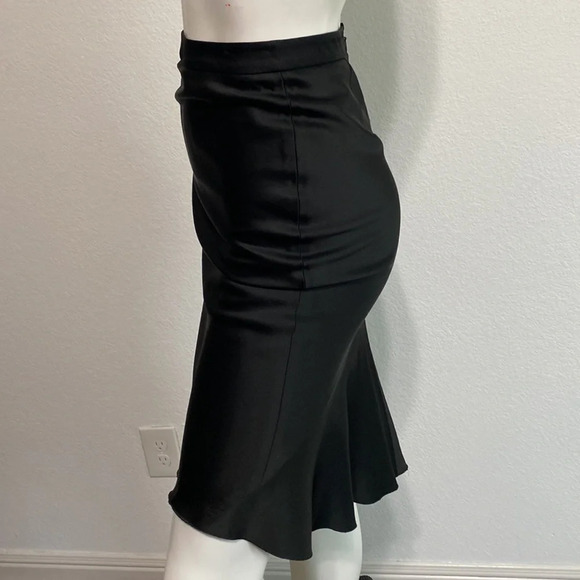 Emporio Armani Vintage Black Satin Ruffled Straight Mini Skirt Size 4 - Picture 2 of 8